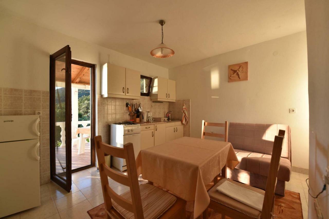 Apartmani Marko Gdinj Exterior foto
