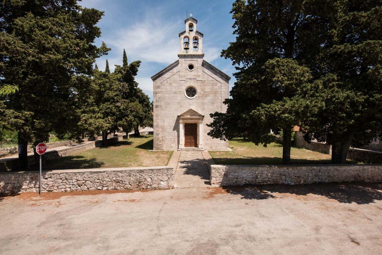 Apartmani Marko Gdinj Exterior foto