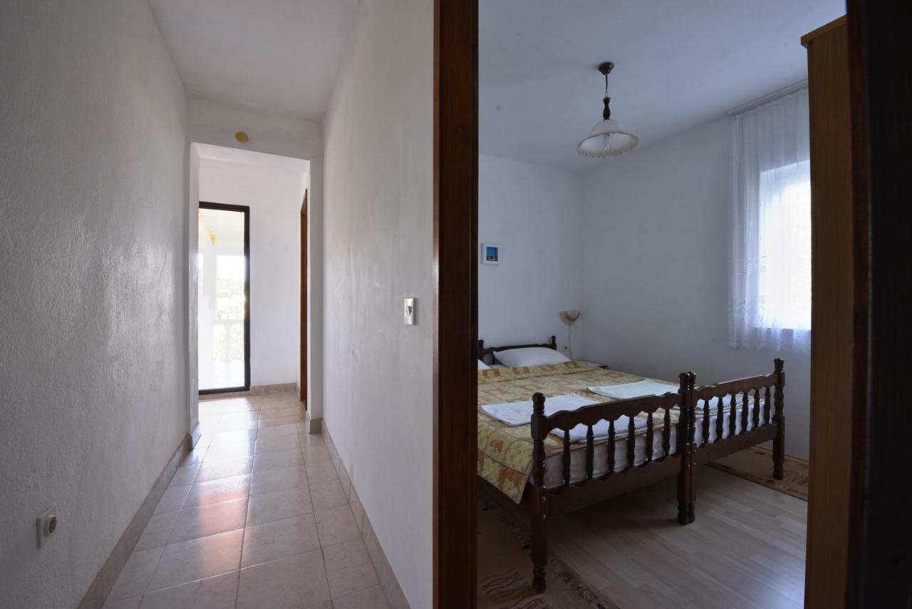 Apartmani Marko Gdinj Exterior foto